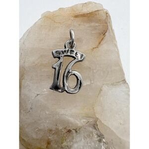 Vintage Sterling Silver Sweet 16 Charm Birthday Number 16 Bracelet Charm Tested‎